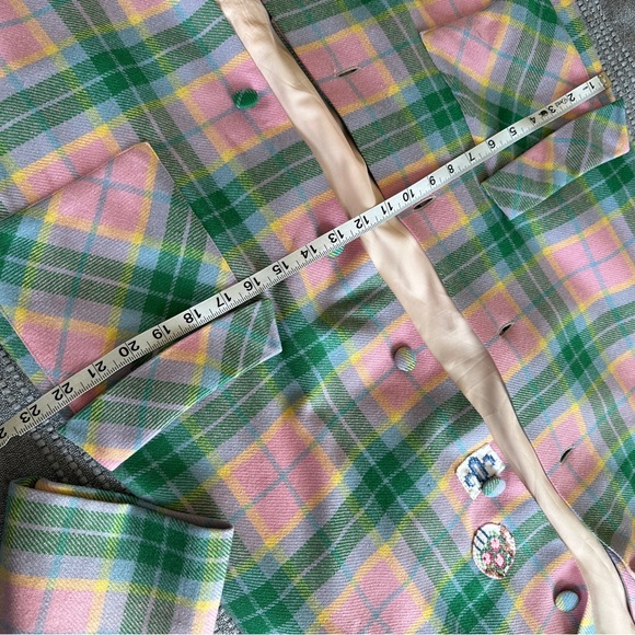 Vintage 100% wool lightweight plaid belted trench coat — truly one of a kind! - Picture 14 of 15